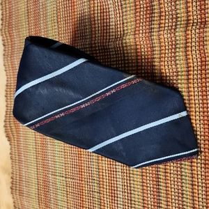 Vintage Manhattan Necktie